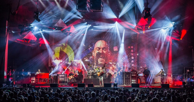 Dave Matthews Band at Daily's Place Amphitheater